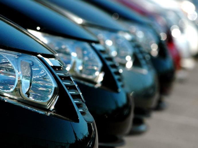 Produção de veículos cai 23% em 2015, diz Anfavea