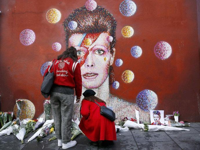 David Bowie deixou cinco músicas inéditas