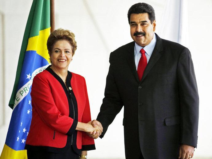 Deputados venezuelanos cobram "pulso firme" do Brasil com a Venezuela