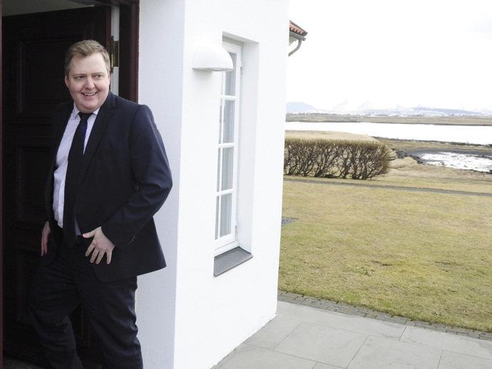 Após revelação de offshore, primeiro-ministro da Islândia anuncia renúncia