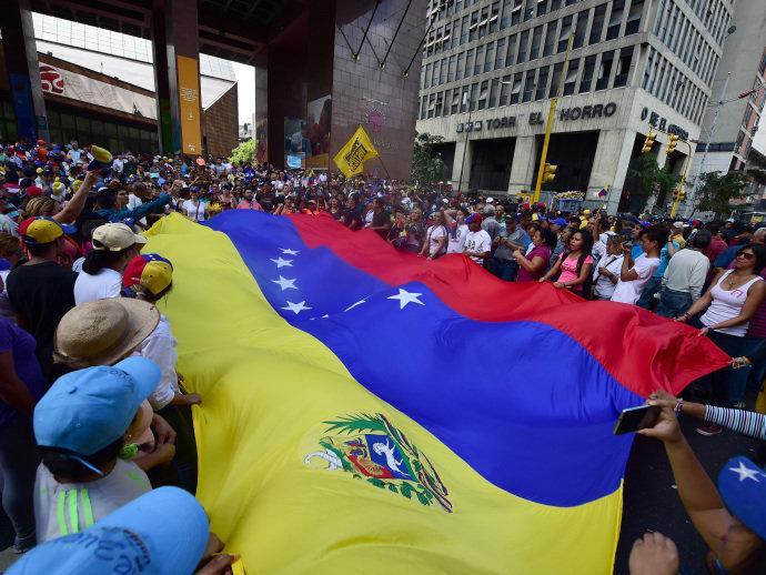 Dirigente da oposição é assassinado na Venezuela