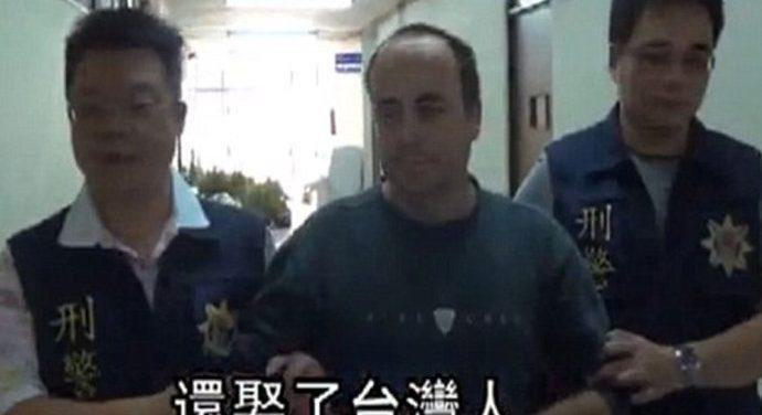 Americano se suicida durante seu próprio julgamento em Taiwan