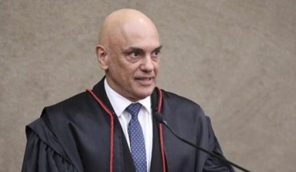 Moraes descumpre promessa a CPI no DF e segura informações sobre 8 de janeiro