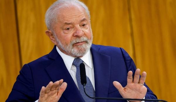 Lula pede a ministros para não lavarem 'roupa suja' em público