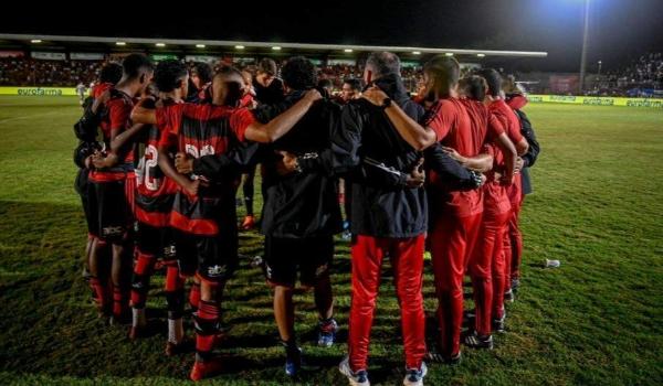 Copinha define finalistas com Flamengo e Corinthians em campo