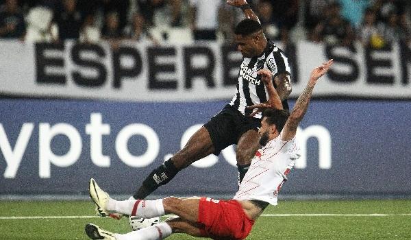Bragantino e Botafogo decidem vaga para fase de grupos da Libertadores
