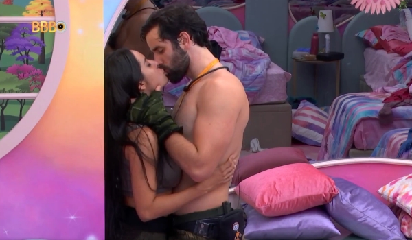Web reage a beijo de Matteus e Isabelle no BBB24: “Mabelle é oficial”