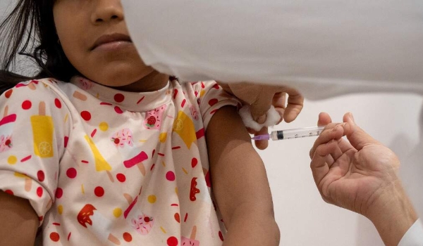 Mais de 240 mil doses de vacinas serão aplicadas em indígenas de todo país