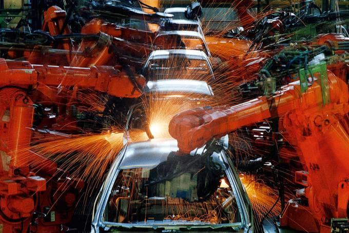 Volkswagen dá férias coletivas a mil funcionários