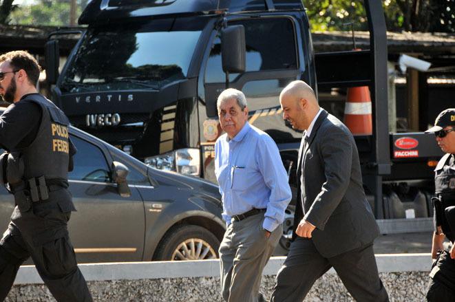 Puccinelli, o filho e advogado são presos pela Polícia Federal