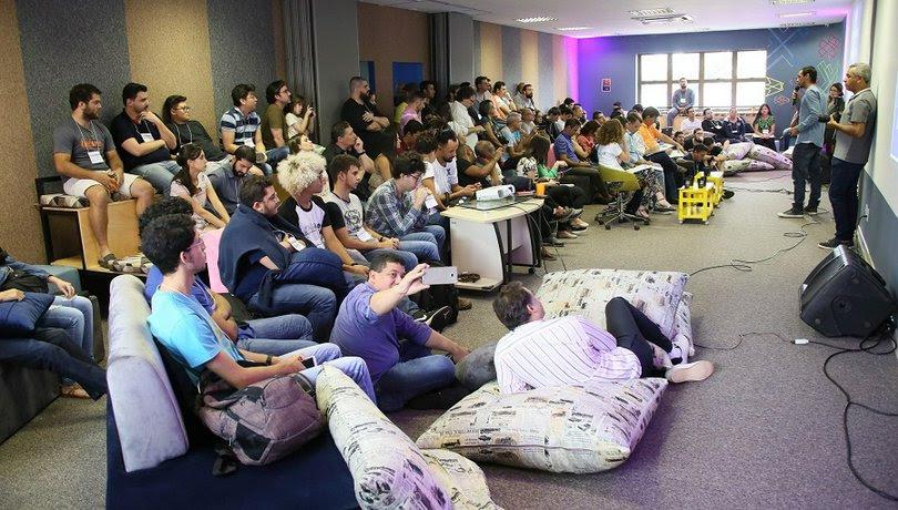 Talks levam conhecimento de maneira dinâmica ao público da Feira 4.0