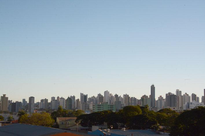 Sábado deve ter céu claro e sem chuva