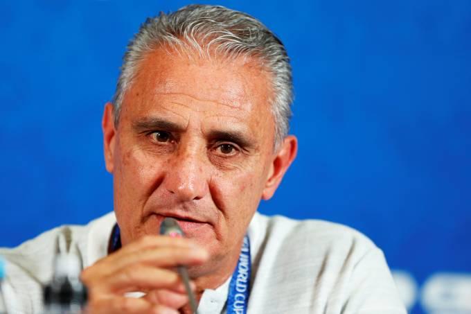 Tite faz primeira convocação após a Copa
