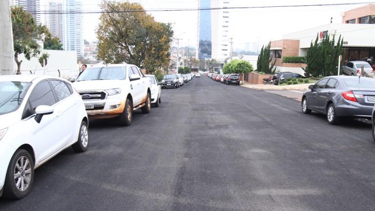 Prefeitura da capital inicia primeira fase dos 30 Km de microrrevestimento nas ruas