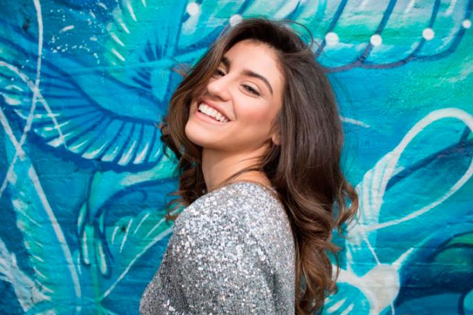Atriz brasileira estrela nova série da Disney: ‘Quero passar uma mensagem’