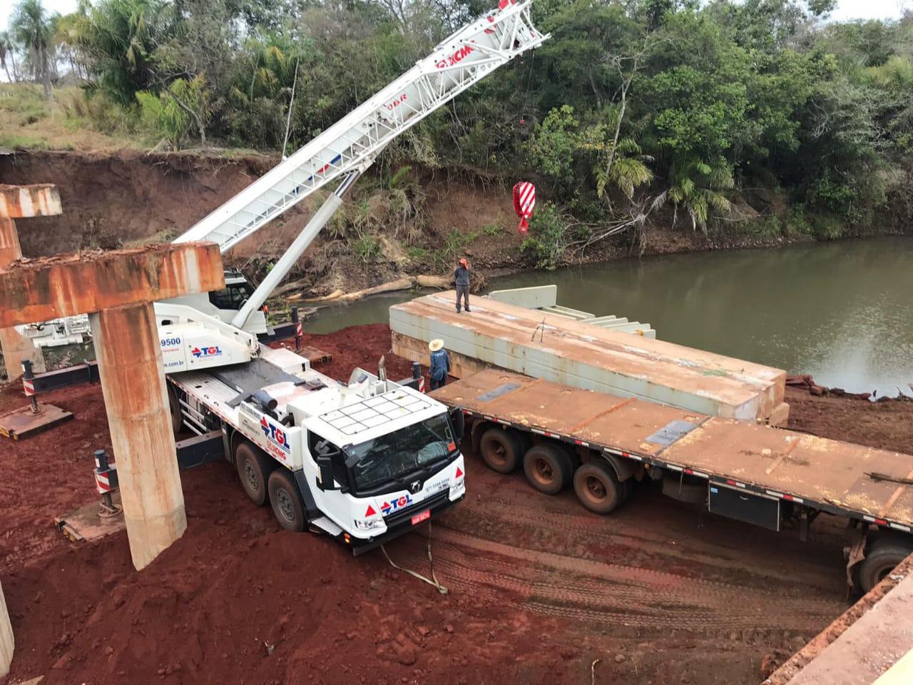 Empreiteira assume obra de ponte que desabou em Jardim