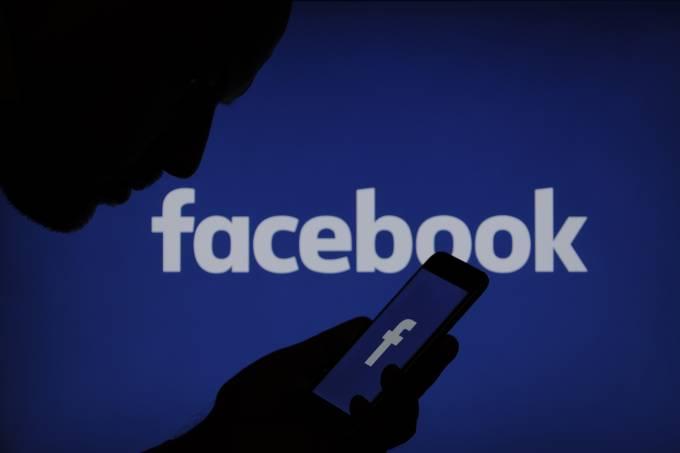 Facebook deleta perfis russos e iranianos que promoviam desinformação