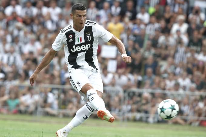 Cristiano Ronaldo diz que foco é a Liga dos Campeões com a Juventus