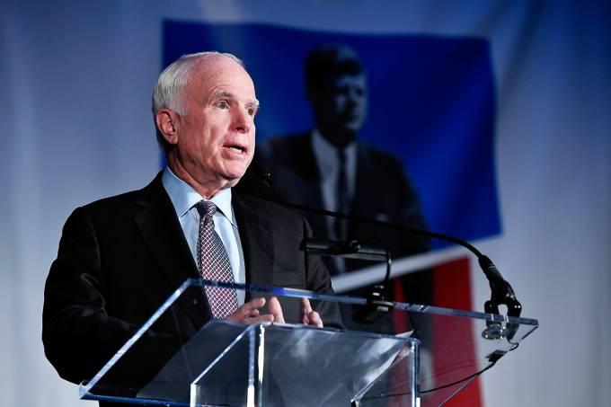 Senador americano John McCain morre aos 81 anos