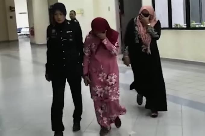 Mulheres são chicoteadas na Malásia por manter relação homossexual