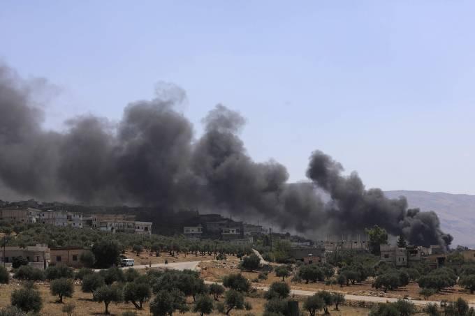 Rússia bombardeia Idlib, último reduto rebelde na Síria