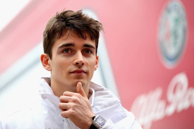 F1: Ferrari confirma Leclerc para vaga de Raikkonen em 2019