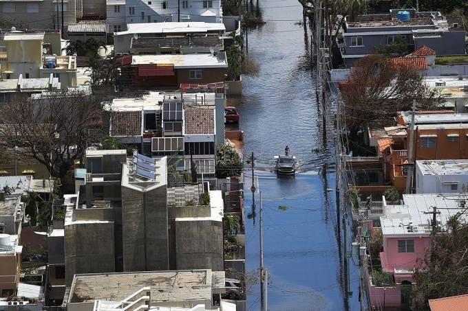 Trump rejeita que 3.000 pessoas tenham morrido em Porto Rico por furacão