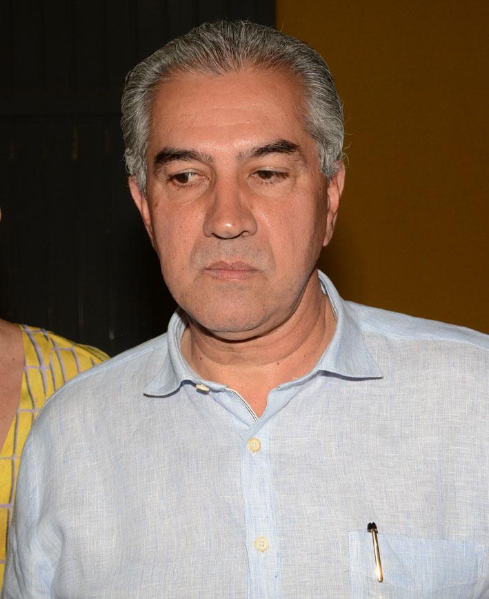 Azambuja nega ter recebido propina e alega inocência de outros envolvidos