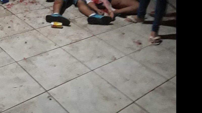 Pistoleiros atiram mais de 60 vezes e matam 4 pessoas durante festa na fronteira