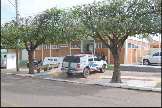 Aluno que diz ter pacto com diabo tenta agredir jovens