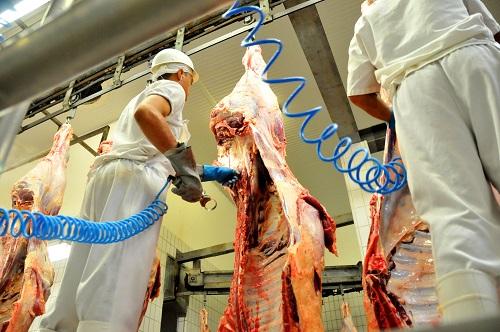 Enfraquecimento do JBS abre espaço para concorrência