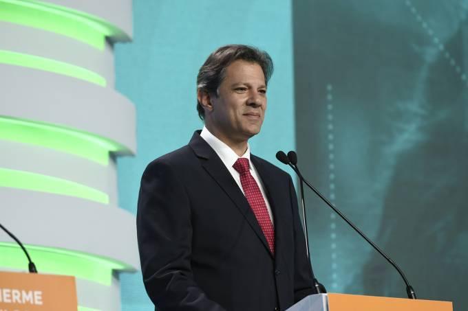 Haddad é alvo principal em 1º debate