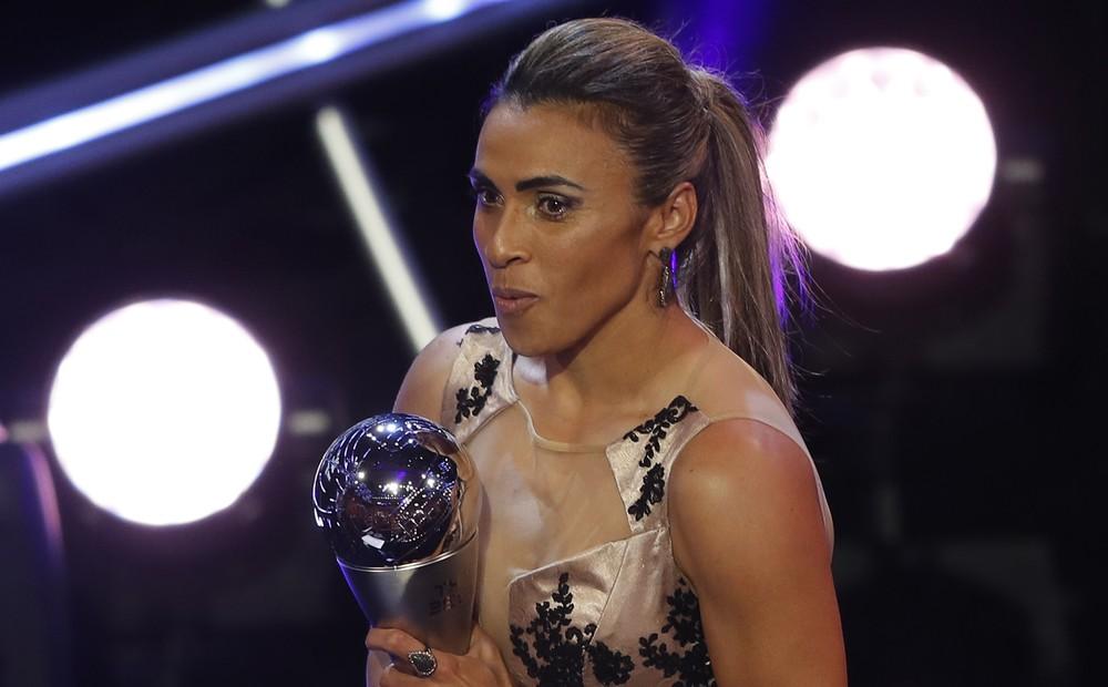 Marta é eleita melhor do mundo pela sexta vez