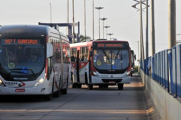 Ônibus sucateado pode levar consórcio a ser multado