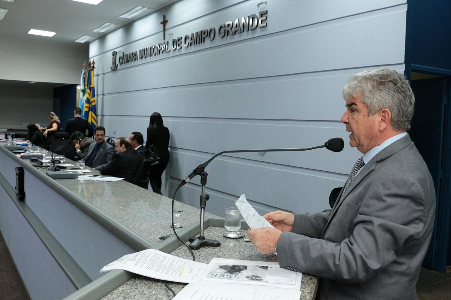 Vereador e protetores vão cobrar de prefeito construção de UPA Vet