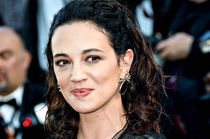 Asia Argento admite relação sexual com Bennett: ‘Ele disse que tinha 18’