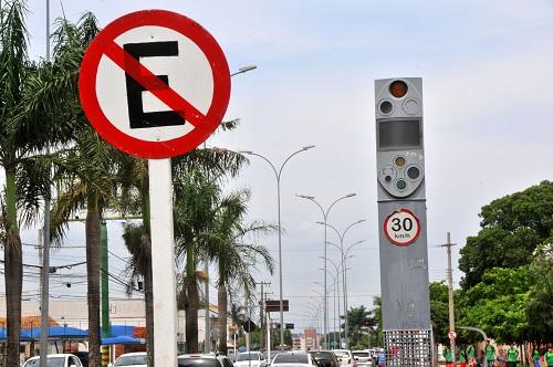 Cronograma atrasa e radares começam a multar só em novembro