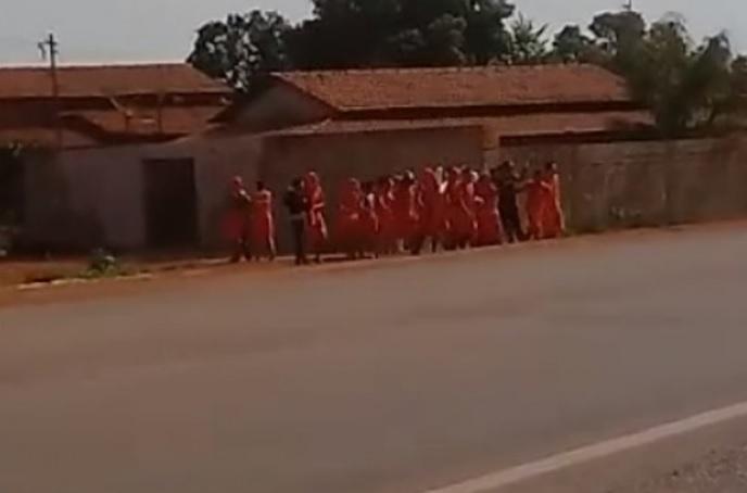 Polícia mata ao menos nove presos após fuga e rebelião