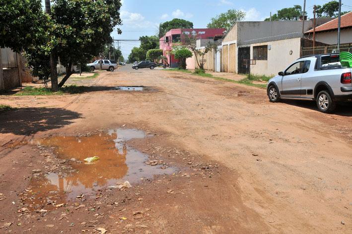 'Ilhados' pelo asfalto finalmente terão ruas pavimentadas em Campo Grande