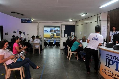 Refis ajuda e prefeitura pagará 13º salário total em dezembro