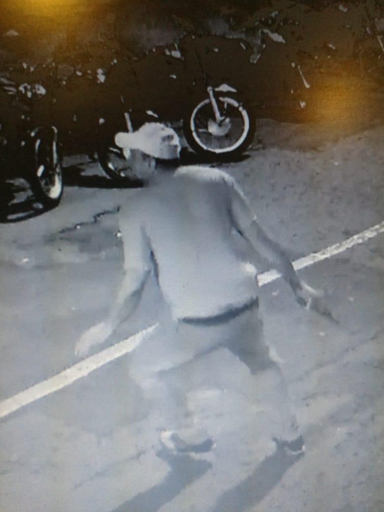 PM à paisana irá combater homofobia em baladas gay