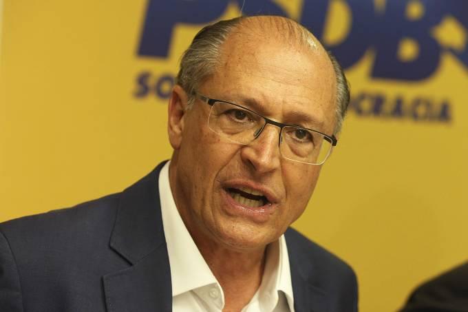 Alckmin critica ataques de Bolsonaro à Folha