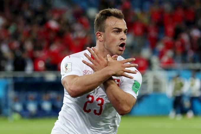 Liverpool corta Shaqiri de jogo na Sérvia por questões políticas