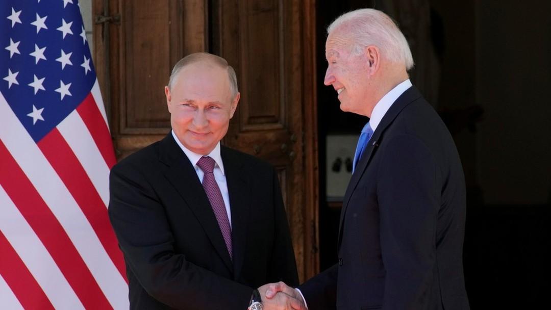 Putin e Biden se encontram pela 1ª vez em Genebra