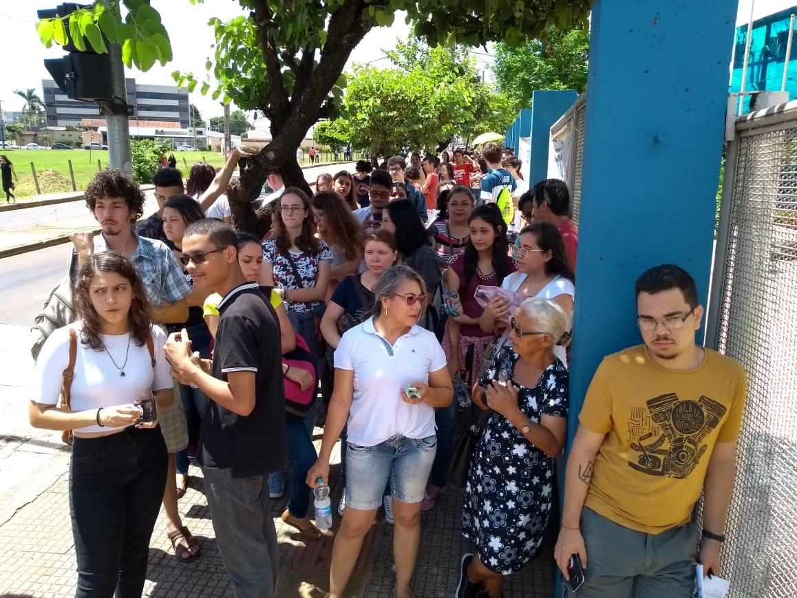 Trânsito tranquilo e otimismo marcam 2º dia do Enem