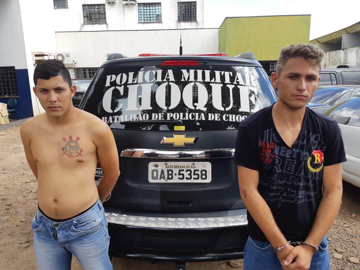 Choque da PM prende dupla suspeita de roubo