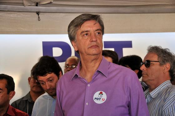 Homem é atropelado por deputado durante caminhada