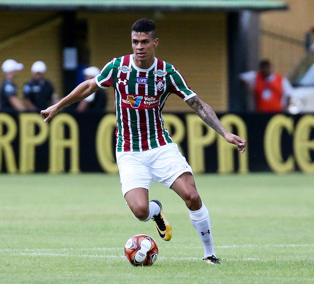 Corinthians aguarda definição da compra dos direitos para anunciar Richard, do Fluminense