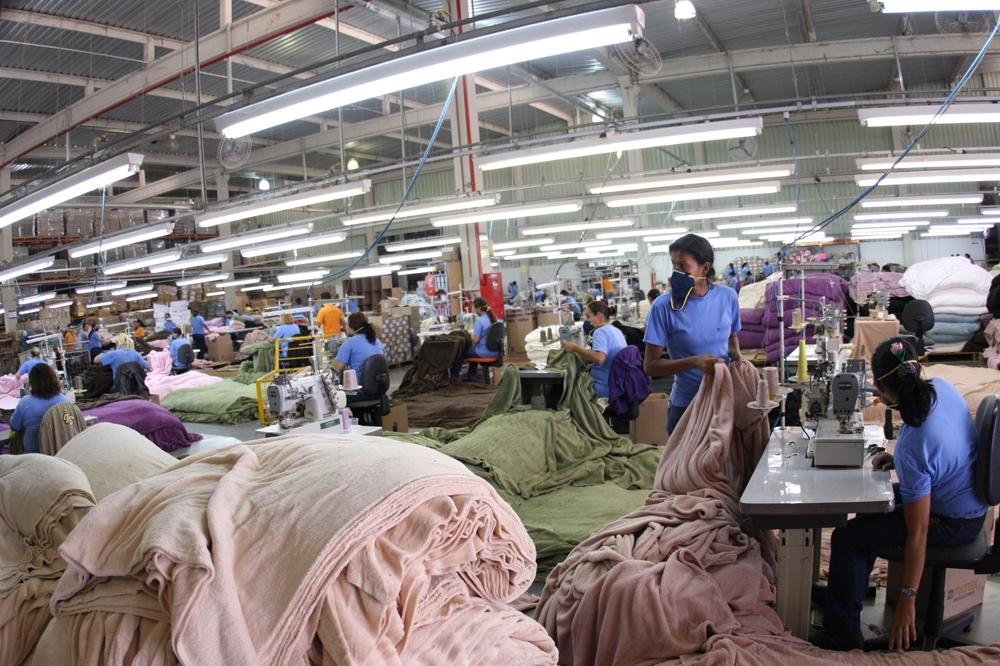 Indústrias terão de criar 11 mil vagas no Estado
