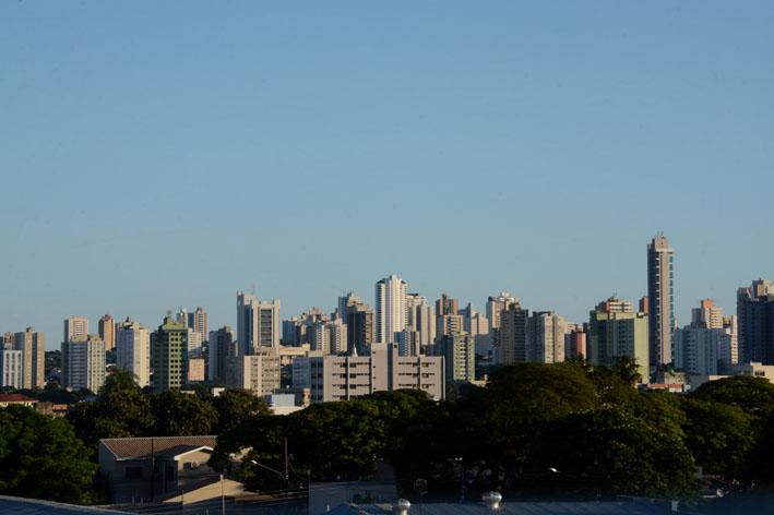 Temperaturas sobem e umidade cai, mas volta a chover até sexta